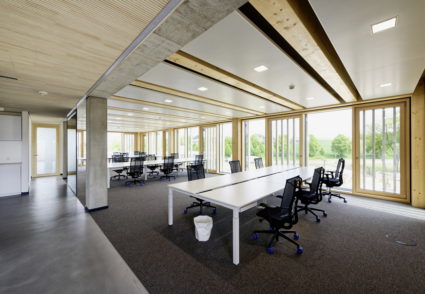 Den Ausschlag für die positive Bewertung der DGNB gab unter anderem die Holz-Hybridbauweise, die sich positiv auf die Ökobilanz des Gebäudes auswirkt.