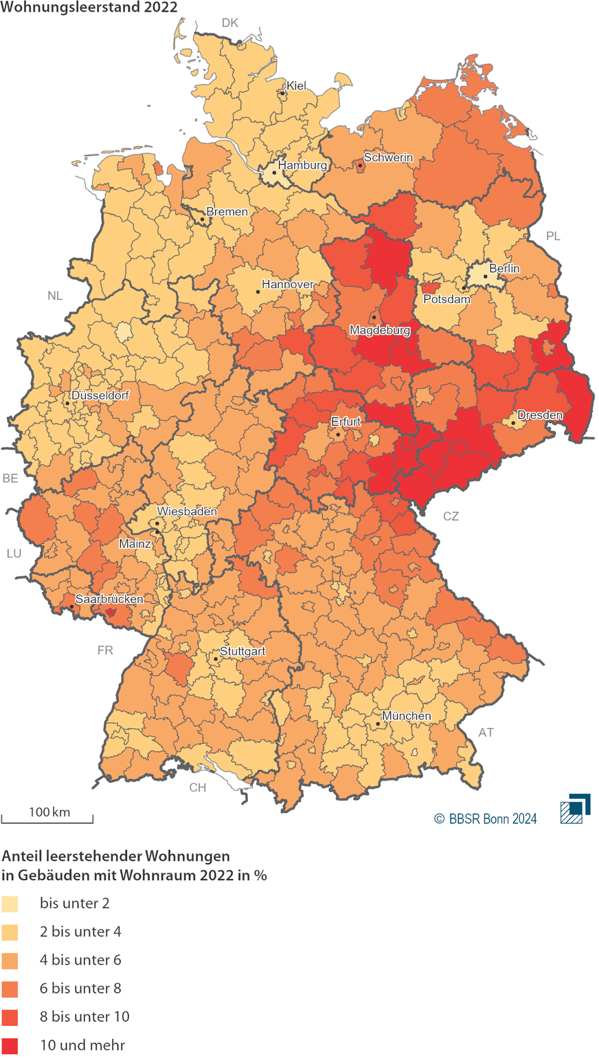 Vor allem in den neuen Bundesländern ist die Leerstandsquote alarmierend hoch (Datenbasis: BBSR-Wohnungsmarktbeobachtung sowie Zensus 2022 der Statistischen Ämter des Bundes und der Länder).