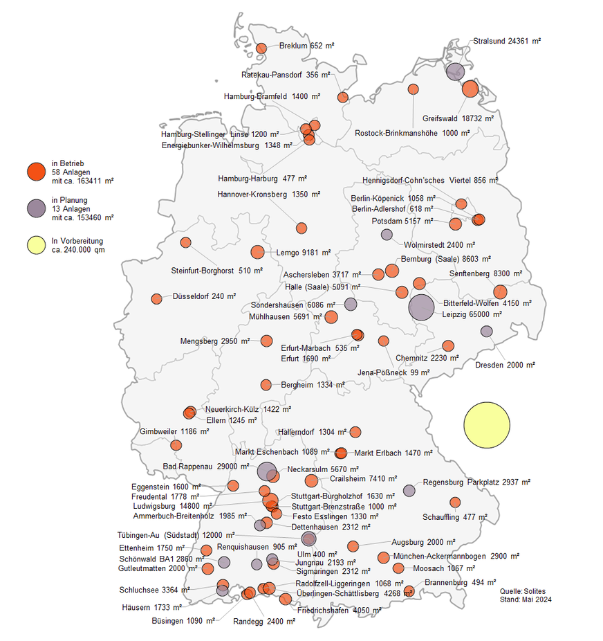 Zurzeit liefern in Deutschland 58 Solarthermieanlagen ihre Energie in Wärmenetze. 13 weitere befinden sich im Bau oder in Planung.