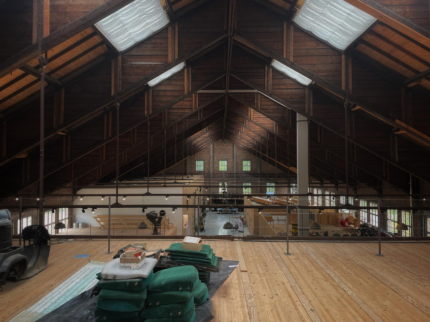 Synthese aus Neu und Alt: Der Charme der Reithalle ist erhalten geblieben.