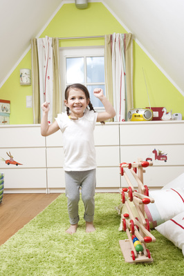 Wohngesundheit unterm Dach fängt mit den verwendeten Baumaterialien an - zum Beispiel mit Dämmstoffen auf natürlicher Basis.