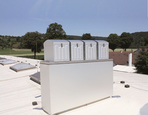 4 Seit Mitte 2012 hat Schrag eine neue Generation der airModul-Dachzentralen im Programm, in deren etwas kleineren Boxen nun noch leistungsstärkere Ventilatoren untergebracht sind. - © Schrag
