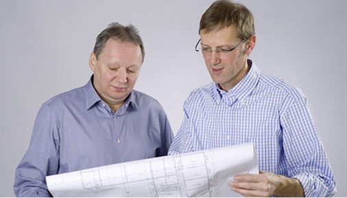 



Oliver Huber (r.) und Mitgesellschafter Andres Turloff von theneo sehen das Netzwerk als Schlüssel für eine ganzheitliche Beratung im Bereich der Nichtwohngebäude. 
