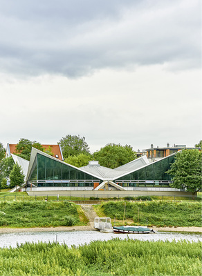 



Direkt am Elbufer gelegen bietet das Wassersportzentrum Dresden-Blasewitz nicht nur hervorragende Trainingsmöglichkeiten, sondern auch traumhafte Ausblicke.
