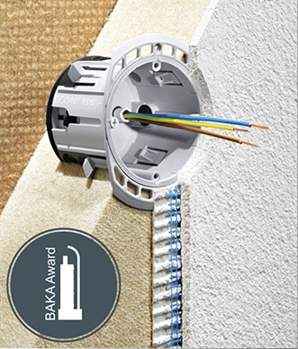 
Die Geräte-Verbindungsdose Econ Iso + von Kaiser ermöglicht die luftdichte Installation von Schaltern und Steckdosen in Holzfaser-Dämmplatten.



