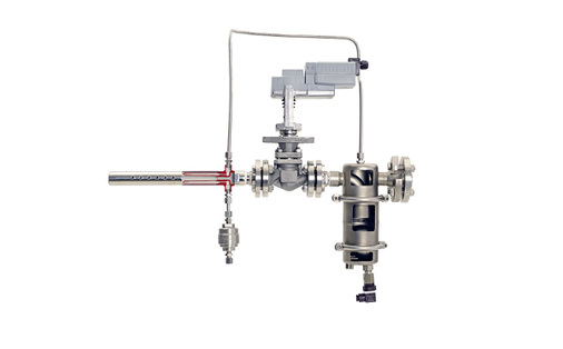 
Druckdampfanlagen komprimieren den Wasserdampf und leiten ihn über motorgetriebene Ventile kontrolliert in die Lüftungsanlage. Der Investitions- und Betriebsaufwand für die Druckdampferzeugung ist relativ hoch, die Befeuchtereinheit selbst ist dagegen wartungsarm und gerade bei großen Leistungen vergleichsweise günstig, wenn im Gebäude ohnehin eine Druckdampfanlage benötigt wird. 



