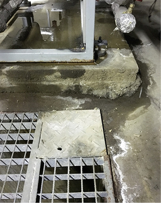 



4
 Bei dem Contracting-Vertrag war der „neueste Stand der Technik“ geschuldet – stattdessen führten mangelhafte Pflege und fehlende Wartung zu ständigen Leckagen, die im Lauf der Zeit die Betriebssicherheit der Anlagen gefährden und Korrosionsschäden zur Folge haben.
