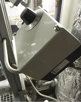 



7
 Fehlende bzw. mechanisch manipulierte Typenschilder erschweren bzw. verhindern die Information über das Baujahr der Anlagenkomponenten.
