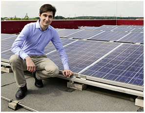 



Der interkommunale Klimaschutzmanager Tobias Gethke informierte die sechs in der Klimaregion Rhein-Voreifel beteiligten Kommunen über Fördermöglichkeiten und Förderkriterien.
