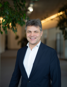 Referent: Robert Laabmayr 