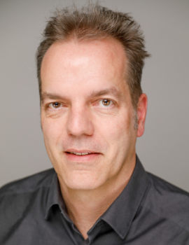 Referent ist Jörg Sutter. Er ist Photovoltaikexperte der Deutschen Gesellschaft für Sonnenenergie in Berlin. 