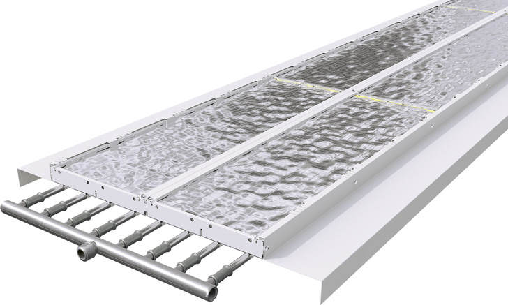 Die Deckenstrahlplatten Zehnder ZFP liefern dank eines neuen Strahlungsschirms sowie eines optimierten Dämmkonzepts einen erhöhten Strahlungsanteil von bis zu 89 % der Gesamtleistung. Das senkt Energie- und Investitionskosten.