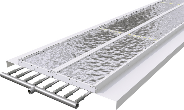 Die Deckenstrahlplatten Zehnder ZFP liefern dank eines neuen Strahlungsschirms sowie eines optimierten Dämmkonzepts einen erhöhten Strahlungsanteil von bis zu 89 % der Gesamtleistung. Das senkt Energie- und Investitionskosten. - © Bild: Zehnder Group Deutschland GmbH
