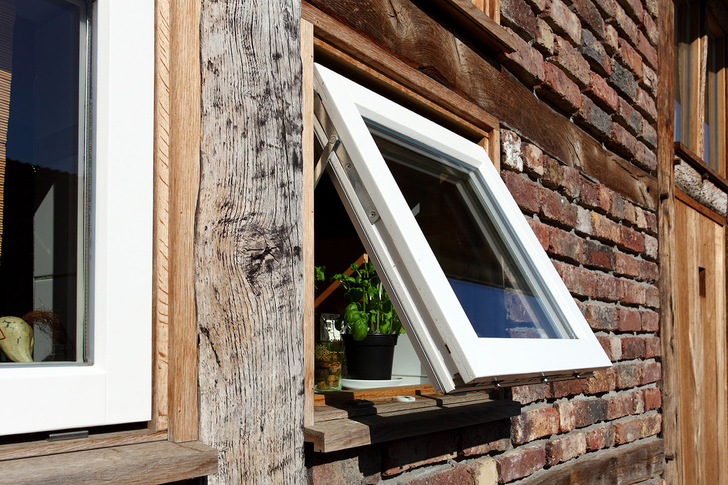 Das Gebäudeenergiegesetz stellt neue Anforderungen auch an Fenster und Türen. - © Outrup/Frovin

