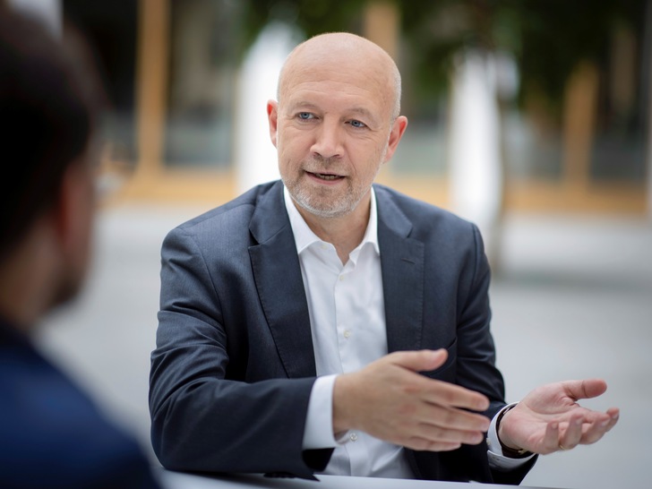 Andreas Kuhlmann leitet seit Juli 2015 als Vorsitzender die dena-Geschäftsführung.