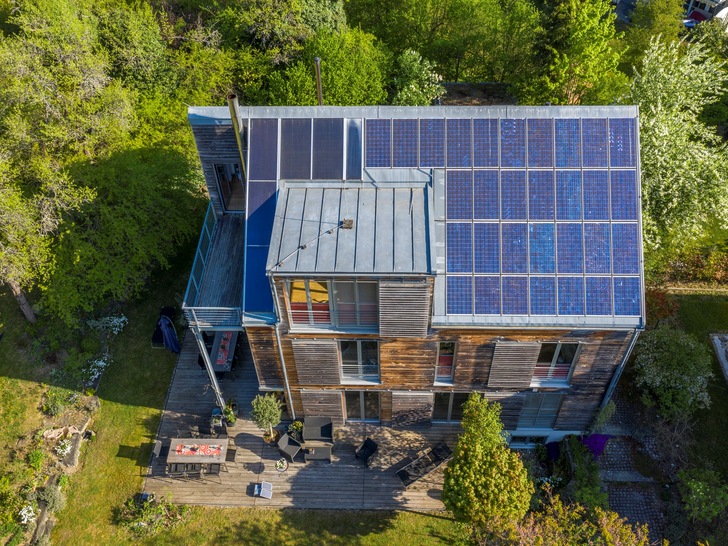 Wer eine Photovoltaikanlage betreibt, muss sie in das Marktstammdatenregister eintragen. Spätestens Ende Januar 2021 gilt das auch für ältere Solarstromanlagen.