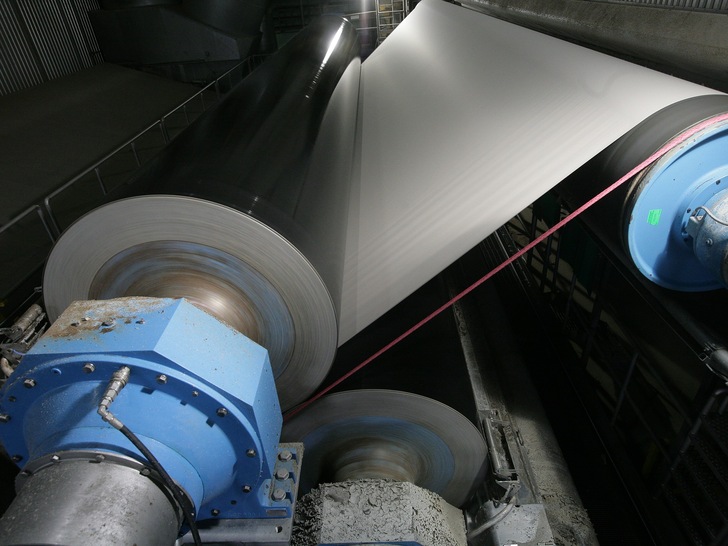 In der Papierindustrie entsteht viel Abwärme. Geht es nach Baden-Württembergs Umweltminister Franz Untersteller soll sie künftig stärker genutzt werden.