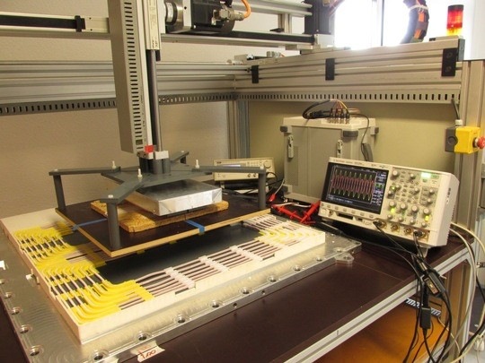 Verschiedene Kombinationen von Spulen waren im Projekt für kabelloses Laden von E-Autos auf dem Prüfstand.