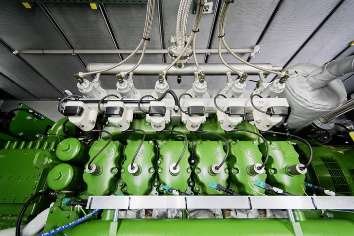 Das elektrische Leistungsspektrum der Agenitor H2-Baureihe beträgt zwischen 115 und 360 kW, der thermische  Output zwischen 129 und 371 kW. - © Bild: 2G Energy
