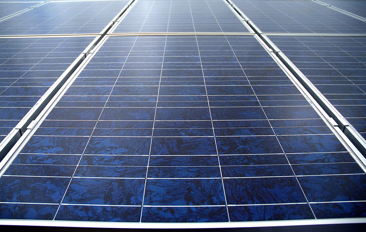 Nahaufnahme Solarstrom-Module - © BSW – Bundesverband Solarwirtschaft e. V.
