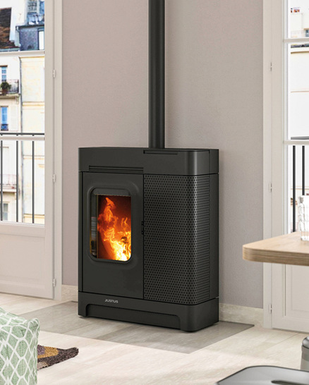 Der Pelletsofen Canis XL regelt sein Konvektionsgebläse elektronisch.