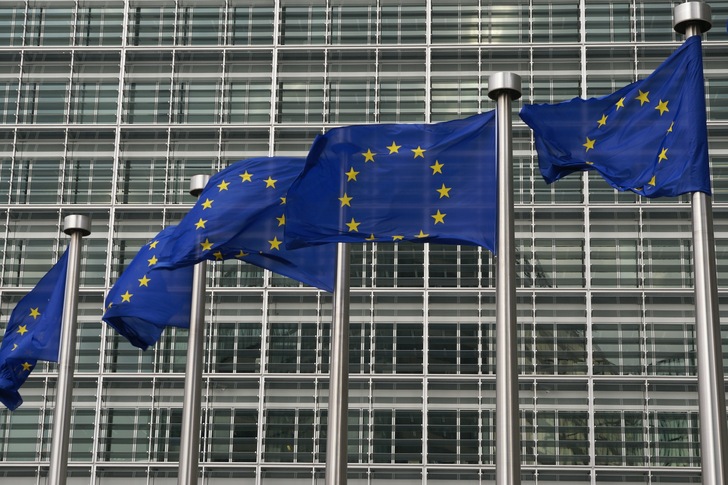 Hat Deutschland die in der EU-Gebäuderichtlinie festgeschriebenen Vorgaben für den Niedrigstenergiegebäude-Standard missachtet? Die EU-Kommission ermittelt nach einer DUH-Beschwerde.