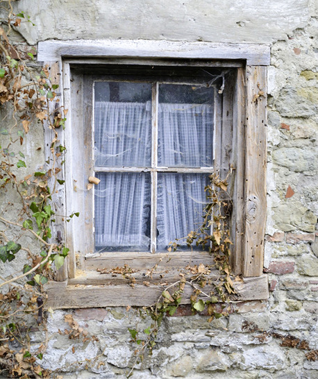 1 Die Erhaltung von Fenstern in denkmalgeschützten Gebäuden ist ein gesetzlich verankerter Kulturauftrag. - © Bild: Holzbau Schmäh
