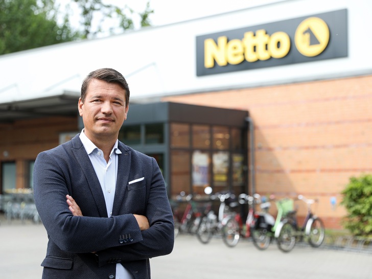 "Um unsere Klimaziele zu erreichen, müssen wir unbedingt unseren Energieverbrauch reduzieren", sagt Netto Deutschland-Geschäftsführer Ingo Panknin. - © Netto
