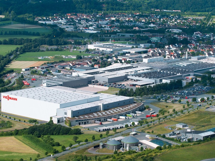 Am Viessmann-Standort in Allendorf (Eder) arbeiten 4.500 Beschäftigte. - © Viessmann
