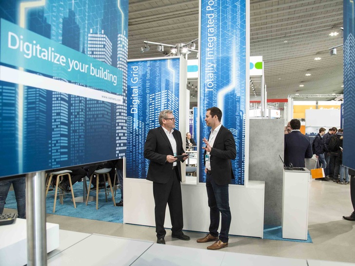 Die Fachmesse elektrotechnik informiert über aktuelle Themen des Elektrohandwerks – im kommenden Jahr gemeinsam mit dem Energieberatungsverband GIH. - © Messe Dortmund/Silvia Kriens
