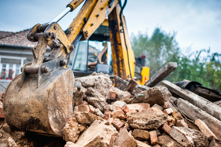Angesichts der ökologischen Probleme fordert die Deutsche Umwelthilfe ein grundsätzliches Umdenken weg von Abreißen und Neubau hin zu Sanieren, Umbauen, Umnutzen und Erweitern.