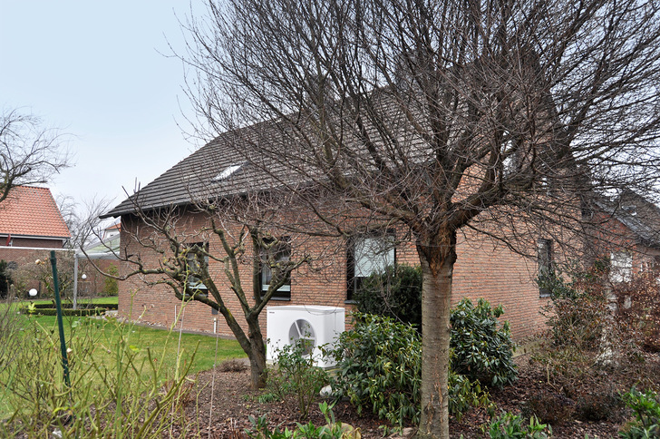 Wärmepumpen sind auch bei Langfingern immer beliebter, sollten daher in die Wohngebäudeversicherung mit eingeschlossen werden.