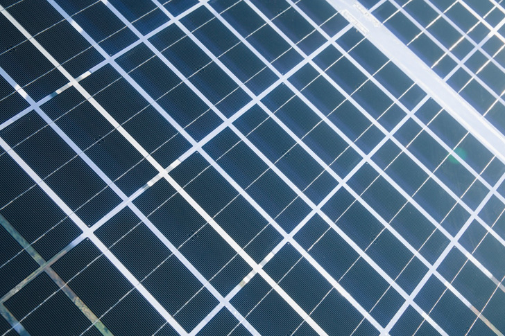 Die Forschungsschwerpunkte am Fraunhofer CSP liegen in den Bereichen Siliziumkristallisation, PV 4.0, Solarzellen-, Modulcharakterisierung und Moduldesign. - © Fraunhofer CSP/ Sven Döring
