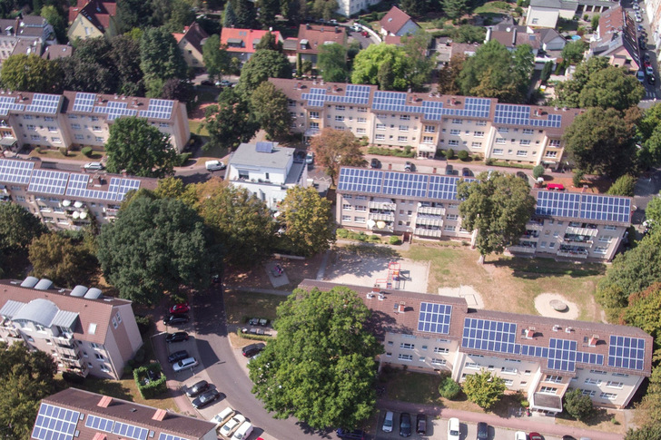 Wie Verteilnetzbetreiber in die Steuerung von Einspeisung und Verbrauch von Strom eingreifen dürfen wird derzeit verhandelt.