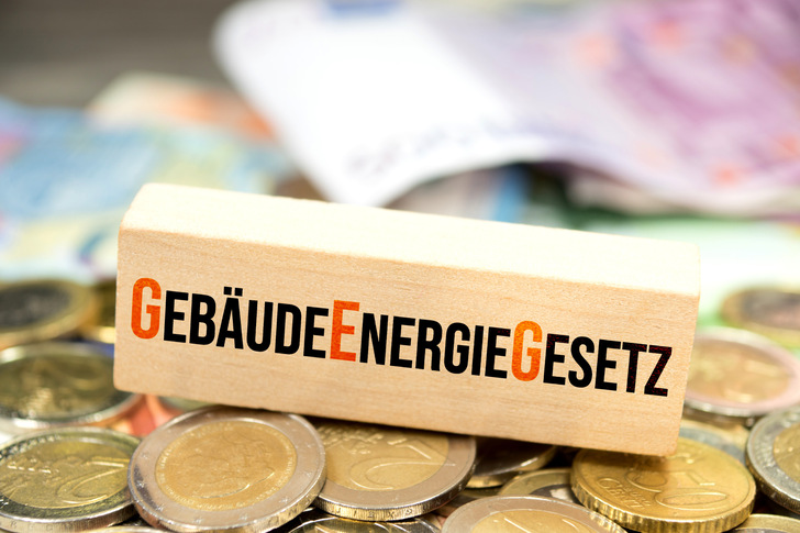 Das Gebäudeenergiegesetz ist verabschiedet - © studio v-zwoelf - stock.adobe.com
