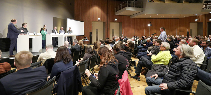 Angesichts der ständigen Änderungen bei der Förderung hatten die Teilnehmenden des Energieberatertags 2024 einiges an Diskussionsbedarf.