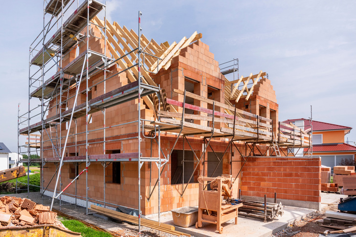 Ein- und Zweifamilienhäuser werden laut Statistischem Bundesamt immer seltener realisiert.