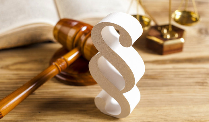 Der Begriff der Baubegleitung ist nicht gesetzlich definiert. Der Übergang zur Bauleitung ist häufig eine Grauzone.