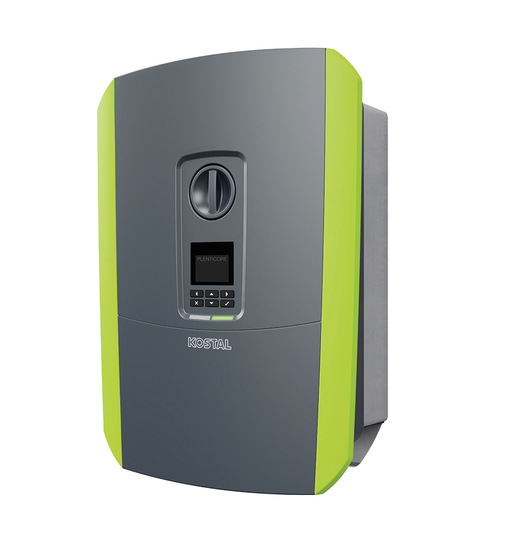 Der Hybridwechselrichter Plenticore plus G2 ist 56,3 cm hoch, 23,3 cm tief und 40,5 cm tief.