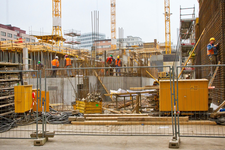 Im Hochbau sank der Umsatz, ein Plus im Tiefbau konnte diesen Rückgang allerdings kompensieren.