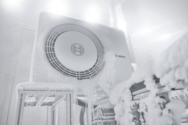 Die Heizungsbranche erlebt derzeit eisige Zeiten. "Doch Schwarzmalerei hilft uns gewiss nicht aus der Krise – Handeln ist gefragter denn je", antwortet Gastkommentator Dieter Last auf die Absatzschwäche.