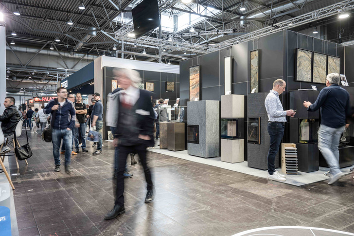 Mit über 325 Ausstellern aus aller Welt sowie Vertretern aus Wirtschaft, Politik und Verbänden zeigt die internationale Fachmesse World of Fireplaces vom 28. bis 30. April 2025, warum sie als „the fireplace to be“ gilt.