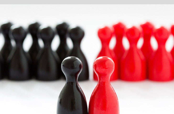 Mit dem Koalitionsvertrag will Schwarz-Rot Verantwortung für Deutschland übernehmen. Doch die Formulierungen sind eher unkonkret. - © Bild: Mellimage - stock.adobe.com