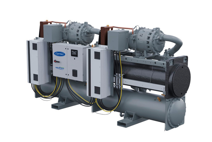 Das Steuerungs­system der Kälte­maschine Aqua Force überwacht fortlaufend die Leistung und sammelt Betriebsdaten.