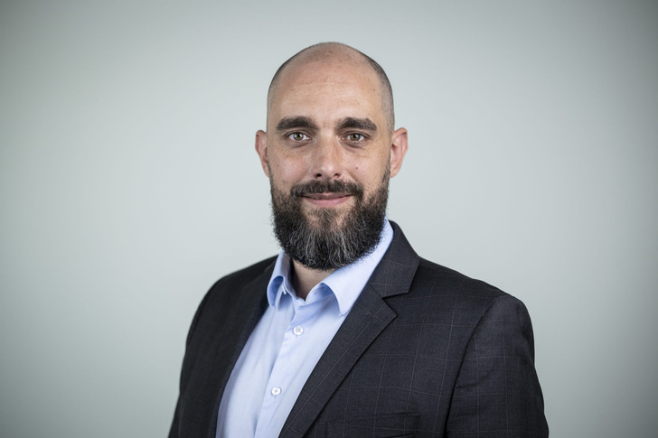Christian Noll, geschäftsführender Vorstand der Deneff: Weitere Effizienzanstrengungen seien dringend erforderlich, denn „Deutschland steht kurz vor einem Vertragsverletzungsverfahren in Bezug auf die EU-Energieeffizienzrichtlinie.“ - © Deneff