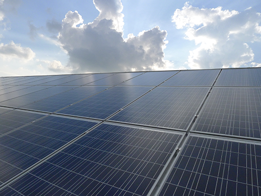 Die jüngsten steuerlichen Verbesserungen dürften sich nach Einschätzungen des Branchenverbandes BSW-Solar positiv auf die Nachfrage nach PV-Anlagen auswirken.