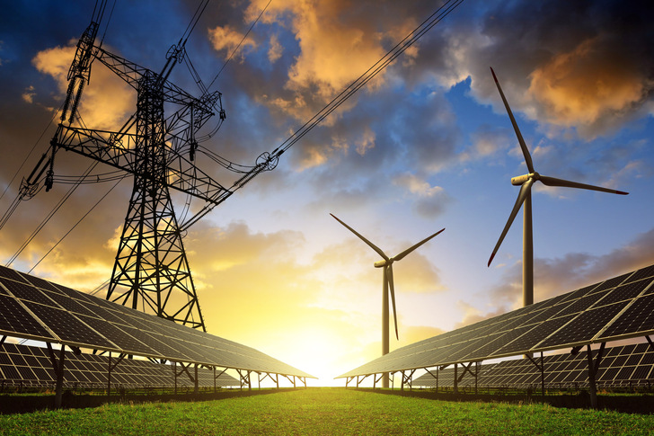 Ein beschleunigter Ausbau der Erneuerbaren würde sich selbst dann lohnen, wenn Verkehrs- und Wärmewende langsamer in Schwung kämen als notwendig, so die Umweltorganisation Greenpeace.