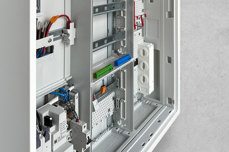 Die elektrische Infrastruktur in Gebäuden sollte nicht ausschließlich auf den aktuellen Bedarf ausgelegt werden, sondern zukünftige Leistungs- und Kommunikationsanforderungen berücksichtigen.