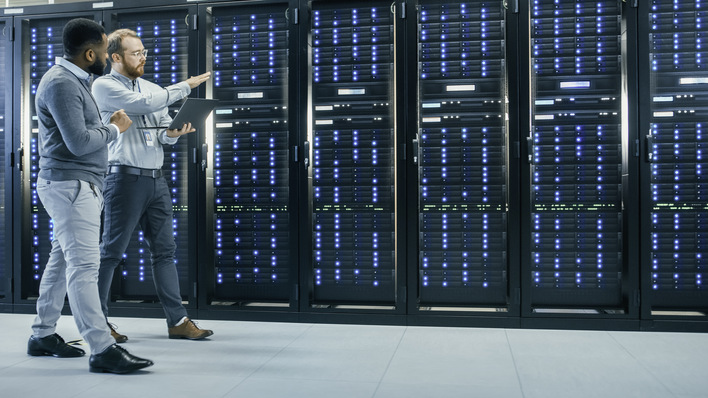 Die Digitalisierung hat in Rechenzentren den Stromverbrauch für die Kühlung stark ansteigen lassen. Umweltbewusste Betreiber suchen nach klimaschonenden Klimatisierungssystemen.