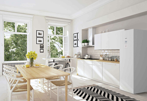 Dank der knappen Abmessungen lässt sich das kompakte Kombi-Hydromodul problemlos in einer Küchenzeile unterbringen.﻿﻿